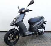 Piaggio Typhoon 50 2T zrywny skuter 2015 rok