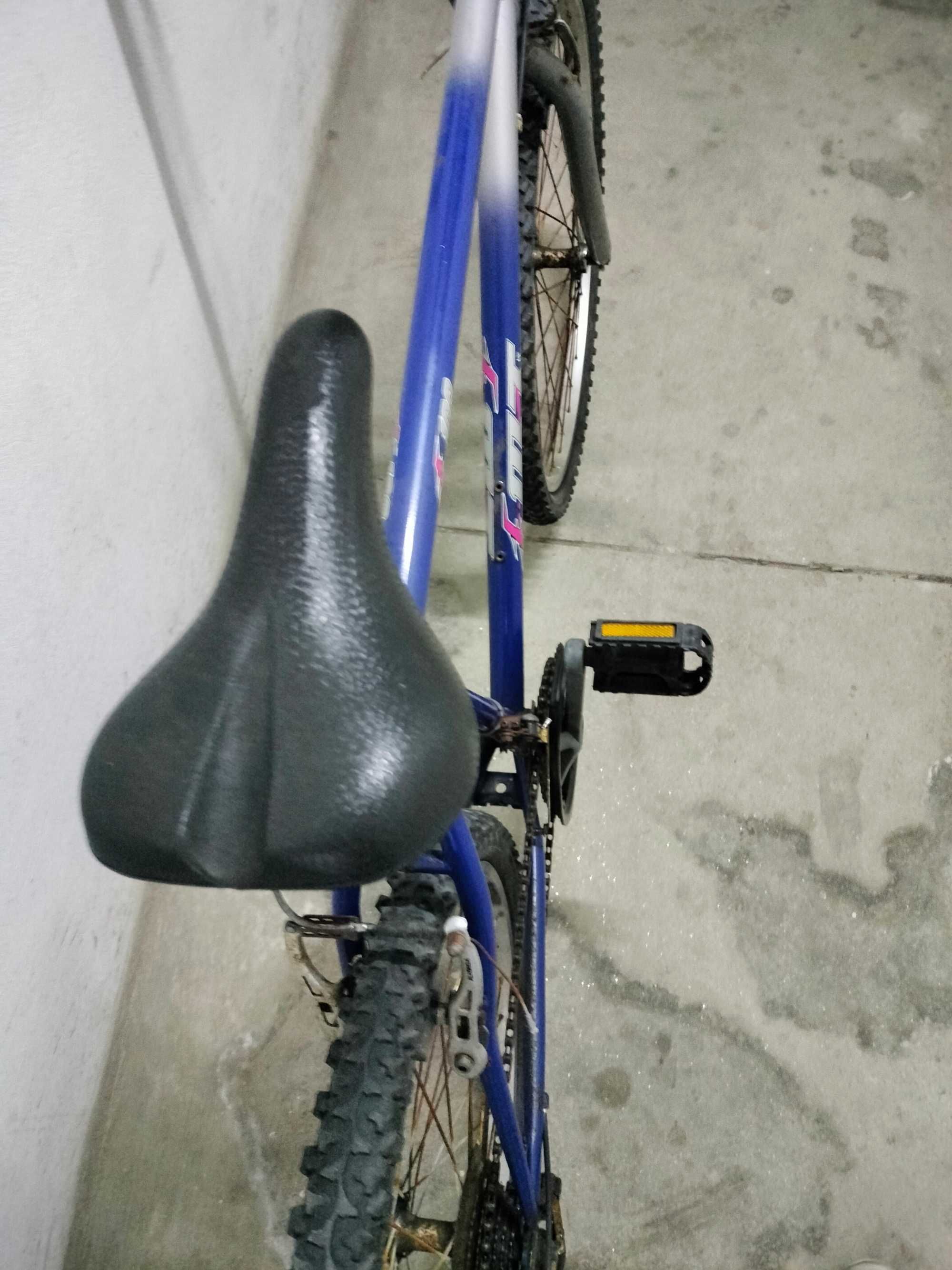 Bicicleta em mau estado