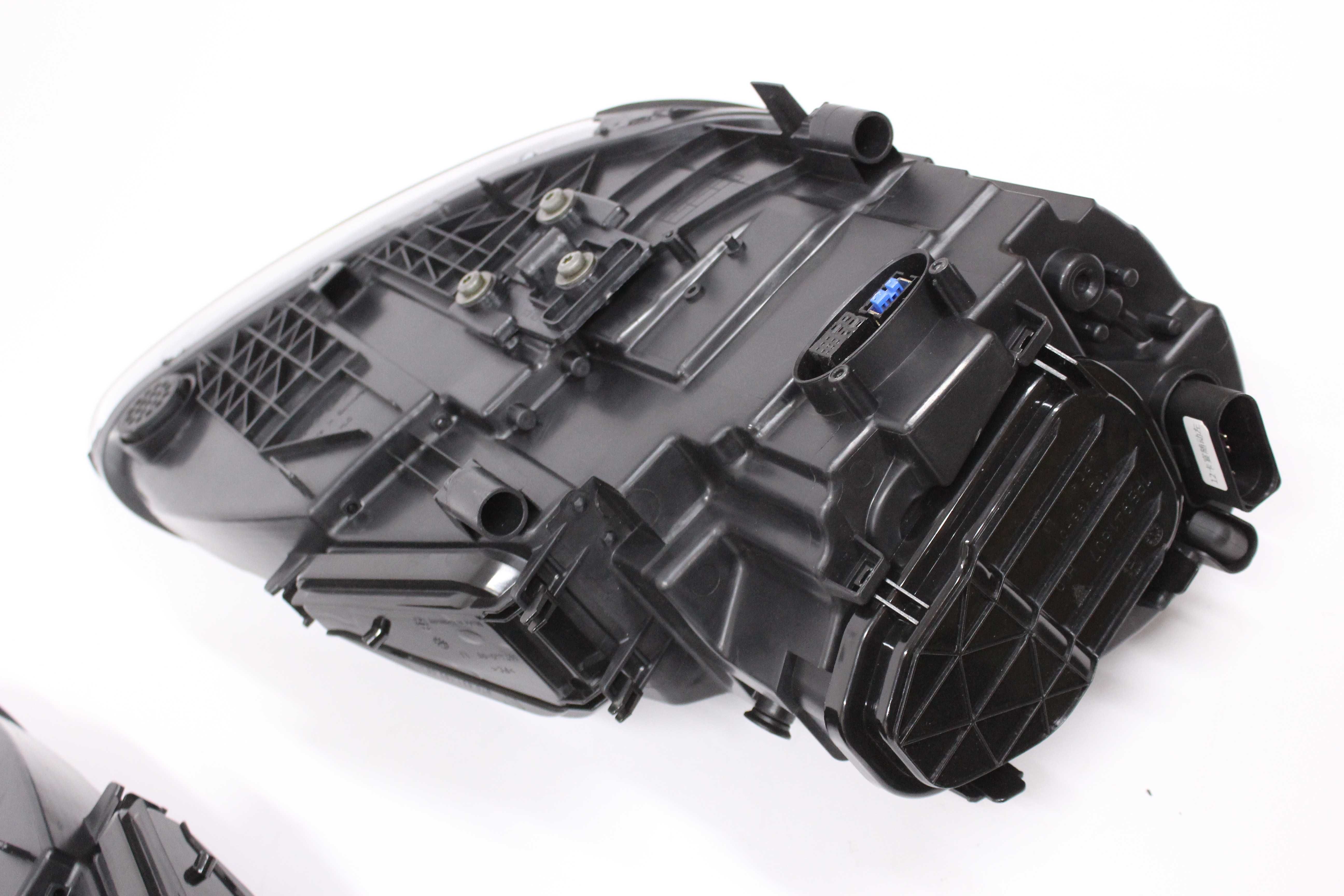 Lampy reflektory przód Porsche Cayenne 958 II 10-13 BI LED Full XENON