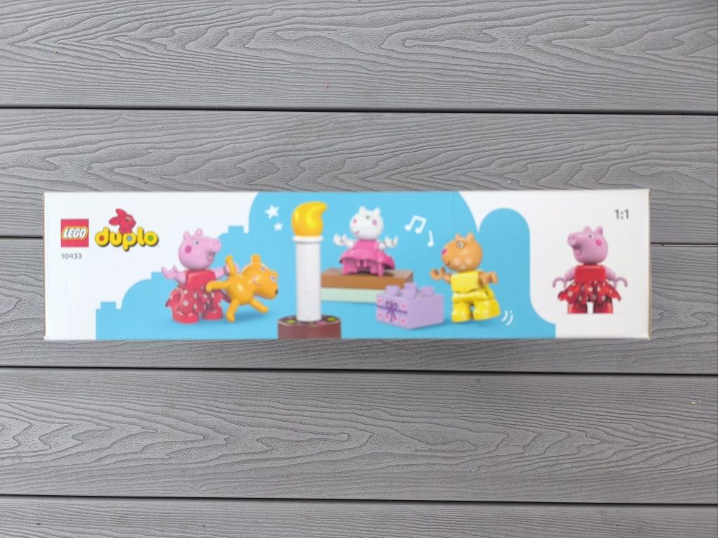 Świnka peppa i domek urodzinowy lego duplo