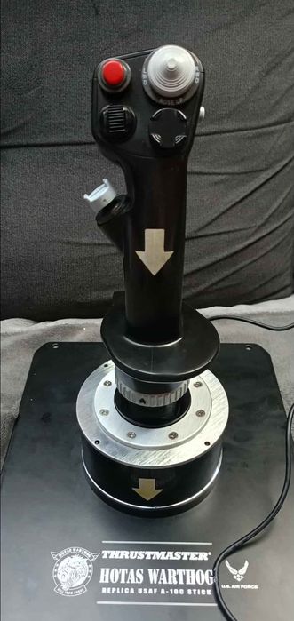Joystick Thrustmaster HOTAS Warthog FLight Stick do PC Przewodowy