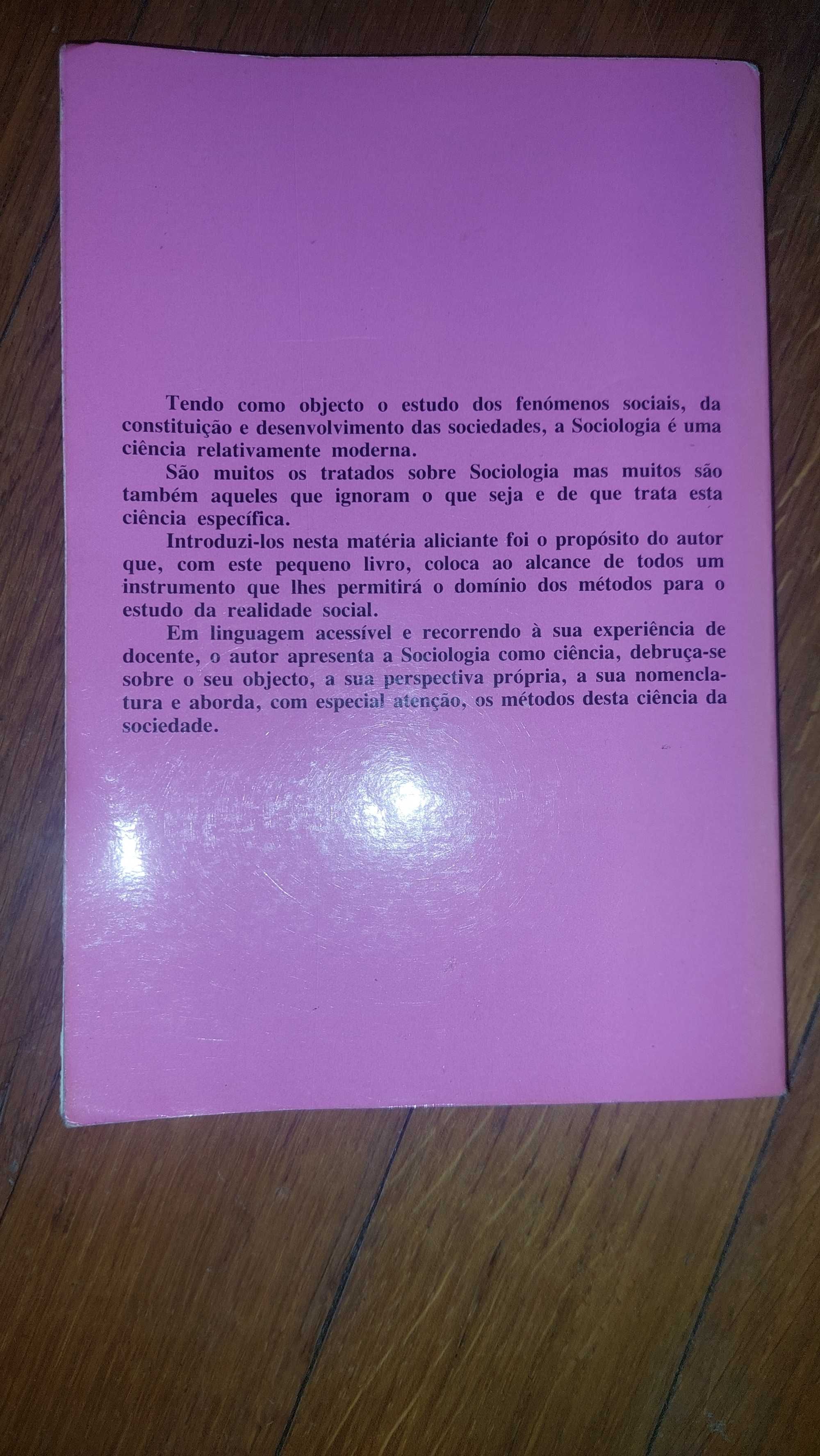 Introdução à sociologia – Antonio Lucaa Marín