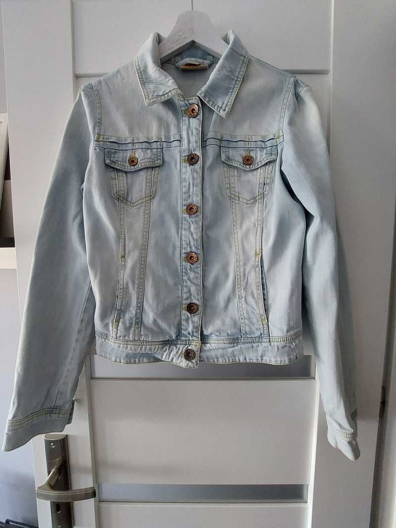 Bershka jasna kurtka jeansowa S/M