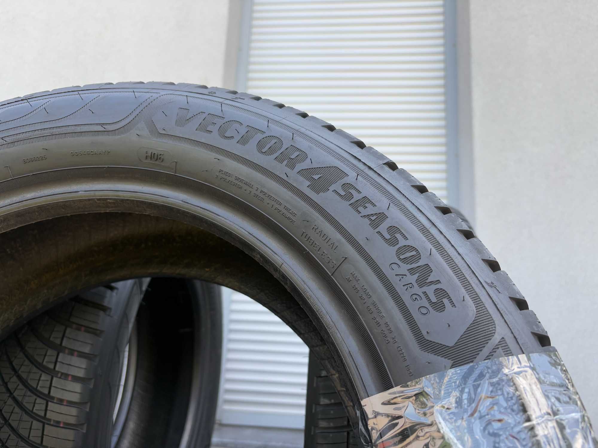 4szt całoroczne 225/55R17C BUS GoodYear DEMO 2024r 100% bieżnika 4S223