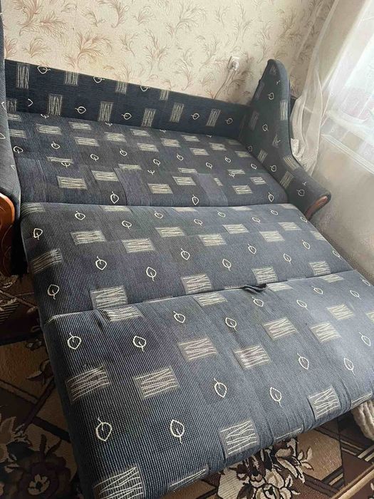 Продам диван б/у