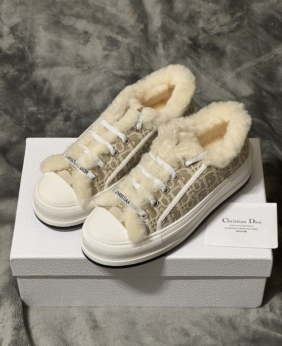 Dior Walk'n'Dior Beige