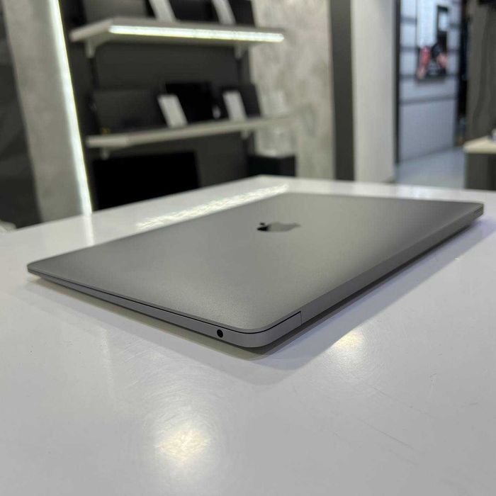 Apple MacBook Air A2337 13.3" Apple M1/8Gb/256Gb/Sequoia