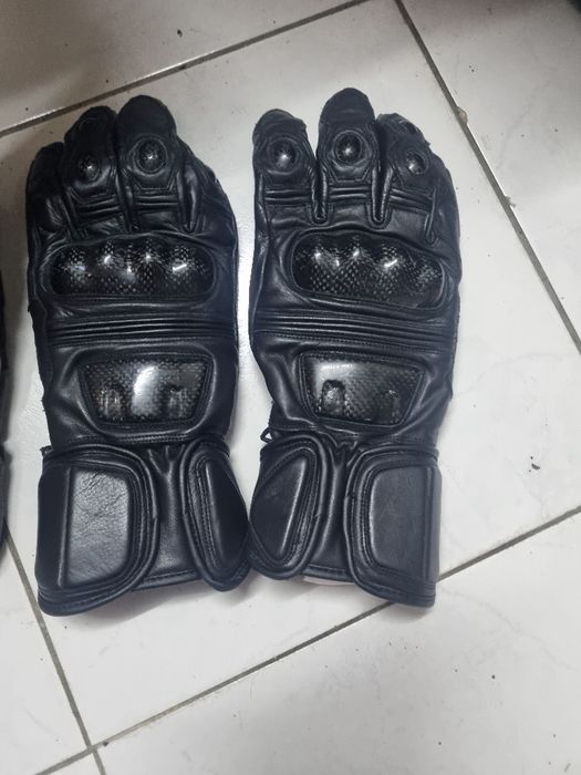**BAIXA PREÇO** 2 Pares Luvas pretas para moto