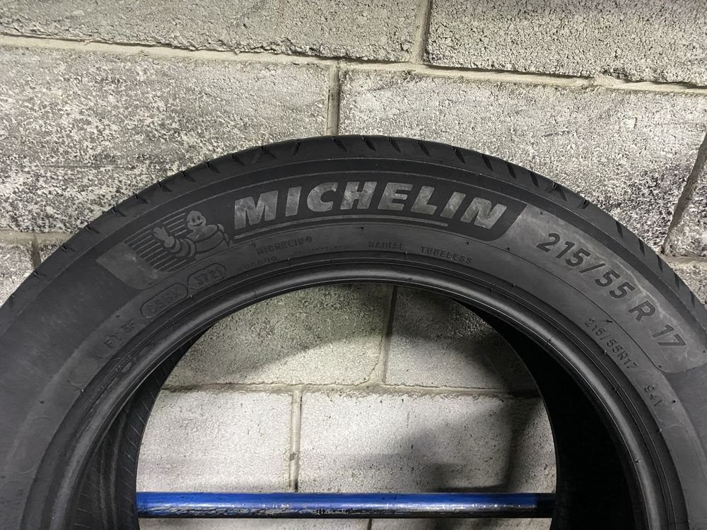 Літні шини 215/55 R17 (94V) MICHELIN