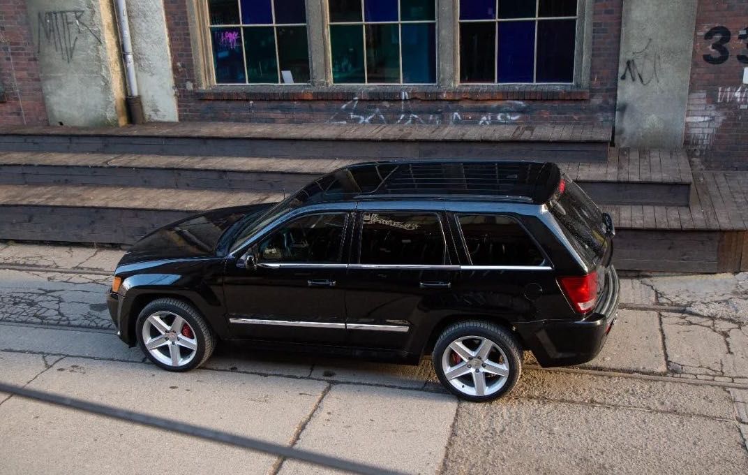 Jeep Grand Cherokee Jeep SRT 6.1 HEMI bezwypadkowy stan bardzo dobry