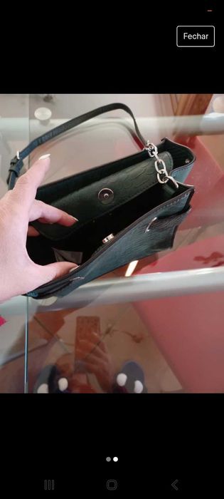 Carteira verde garrafa Parfois,nova