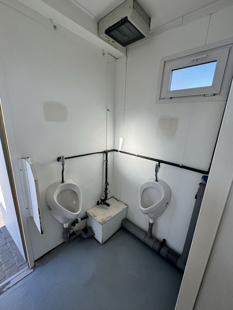 Kontener Sanitarny 6m.x2.5m WC, Damsko/Męski z podgrze. Wody i ogrzew.