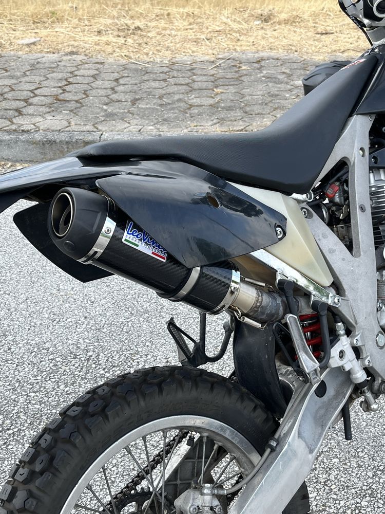 AJP Pr3 125cc - 2009