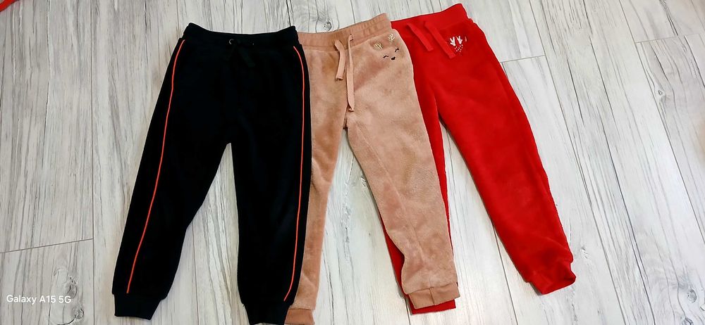 3x ciepłe spodnie dresowe rozm.110
