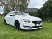 Volvo S60 Volvo S60 rocznik 2015 benzyna 2.0 T5 stan idealny