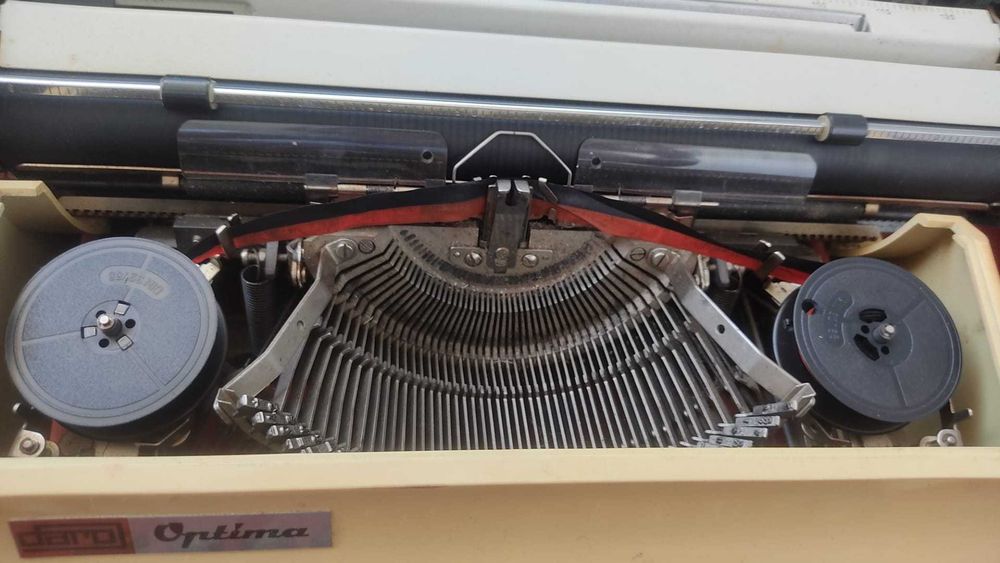 Máquina de escrever