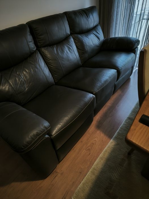Sofá Retrátil 3 lugares castanho