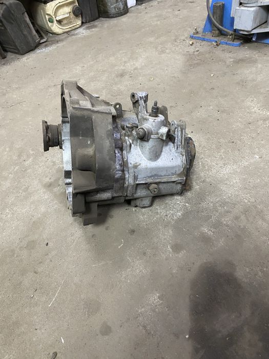 Коробка перемикання передач 02t 301 103 j VAG