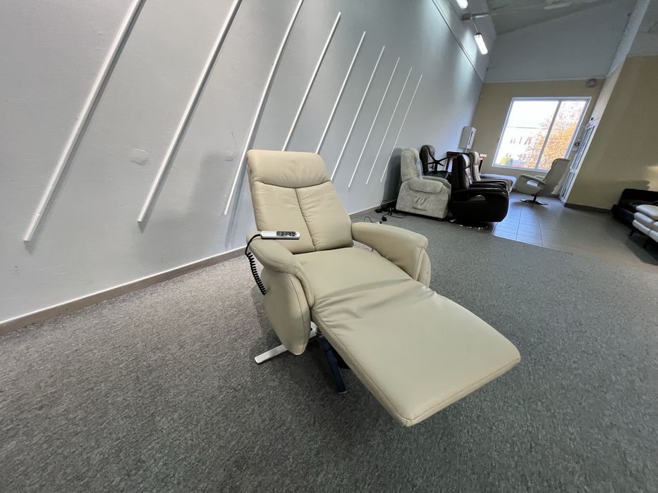 Крісло багато фукнціональне реклайнер електро привід шкіряне релакс