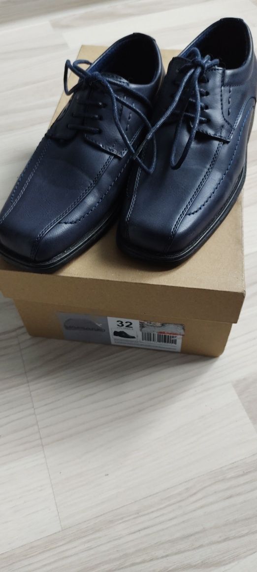 Buty chłopięce roz 32