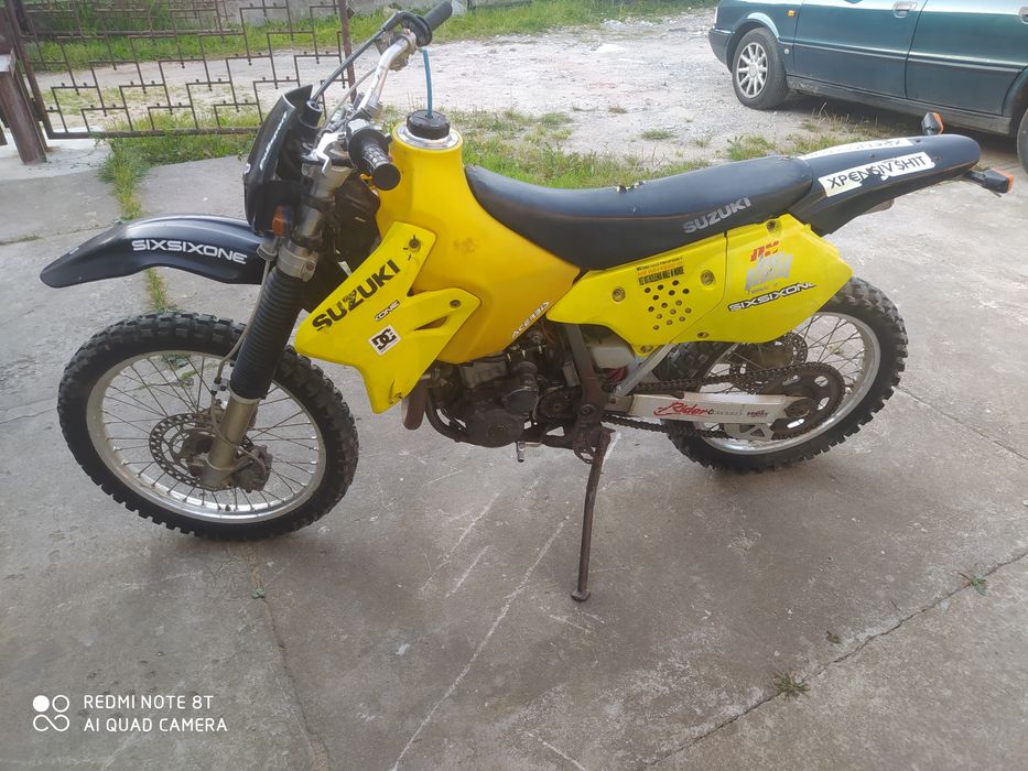 Suzuki  drz  400