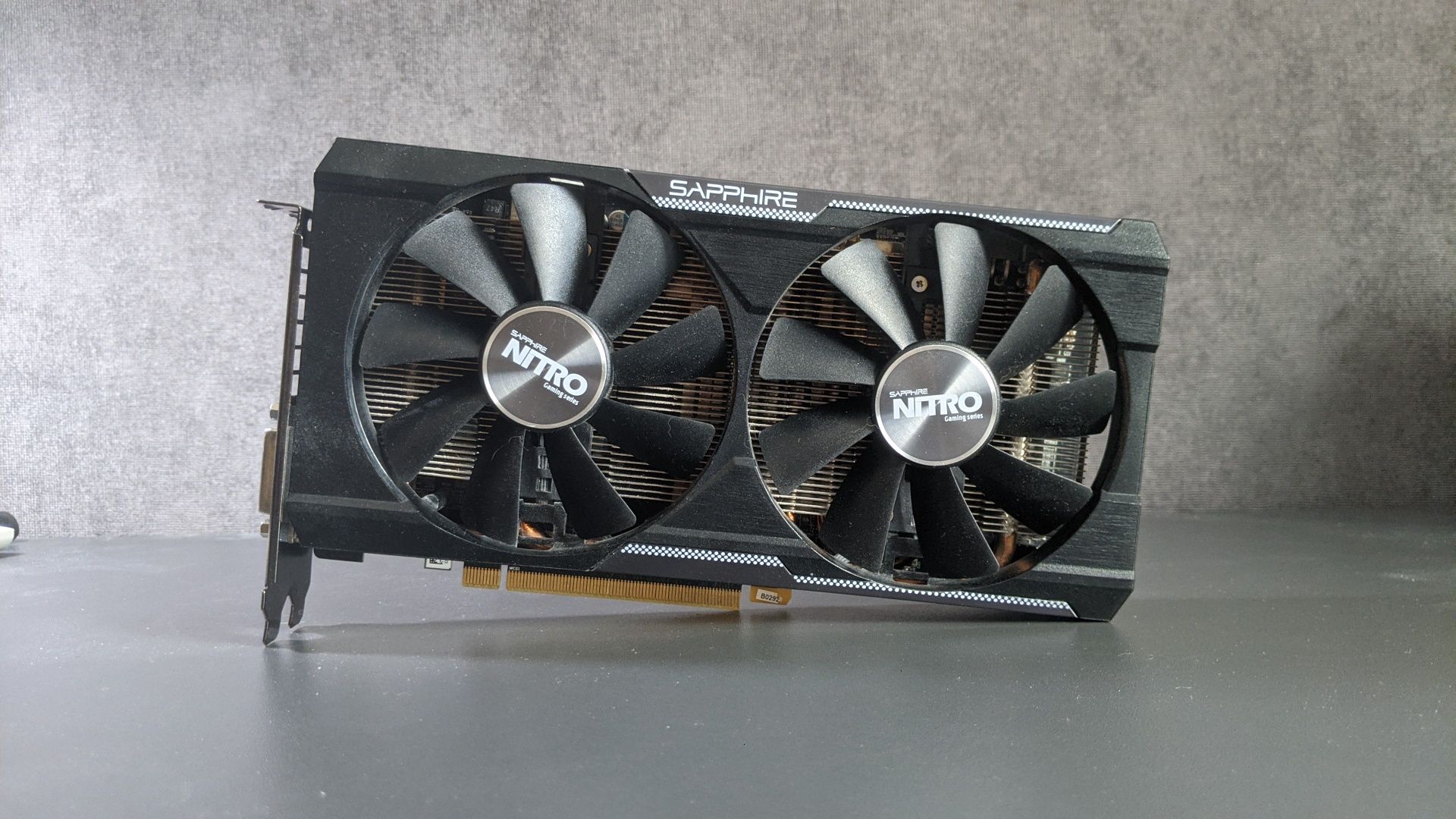 Відеокарта Sapphire Radeon R9 380 2Gb