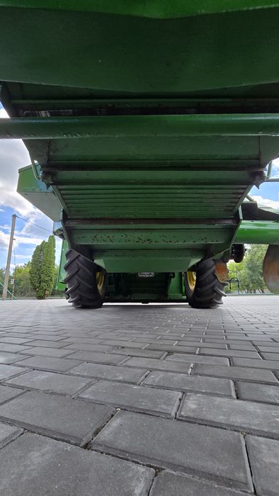 Комбайн ДжонДир952 JohnDeere952