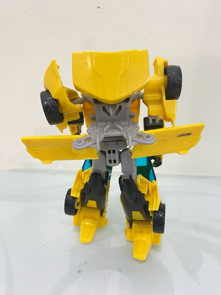 Трансформер Бамблбі Bumblebee