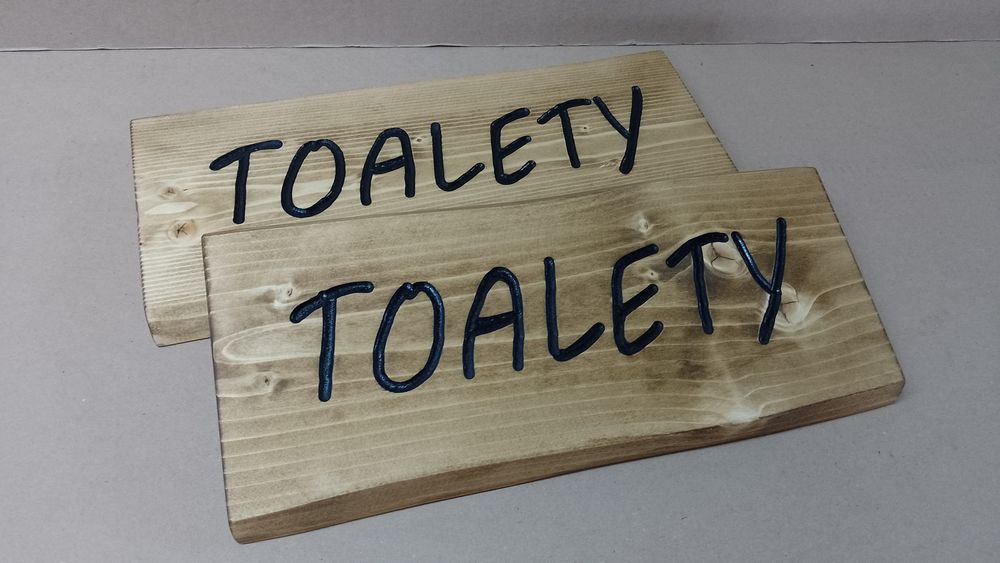 TOALETY  szyld drewniany tabliczka informacyjna znak deska grawer
