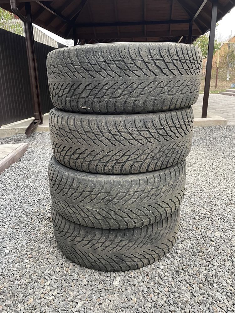 Nokian 285/60 r18