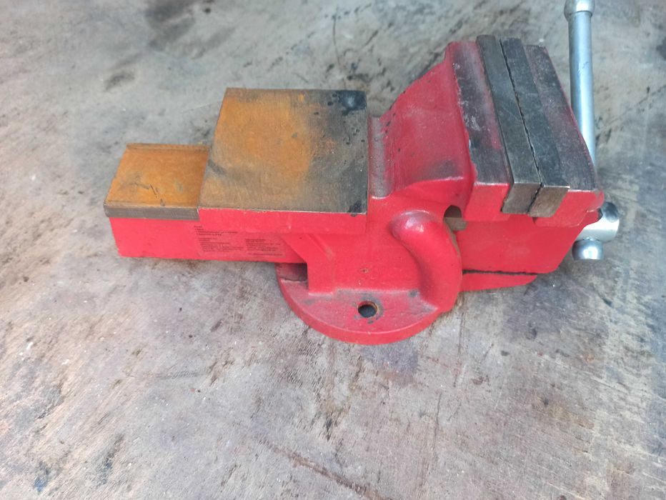 Imadło warsztatowe 100mm