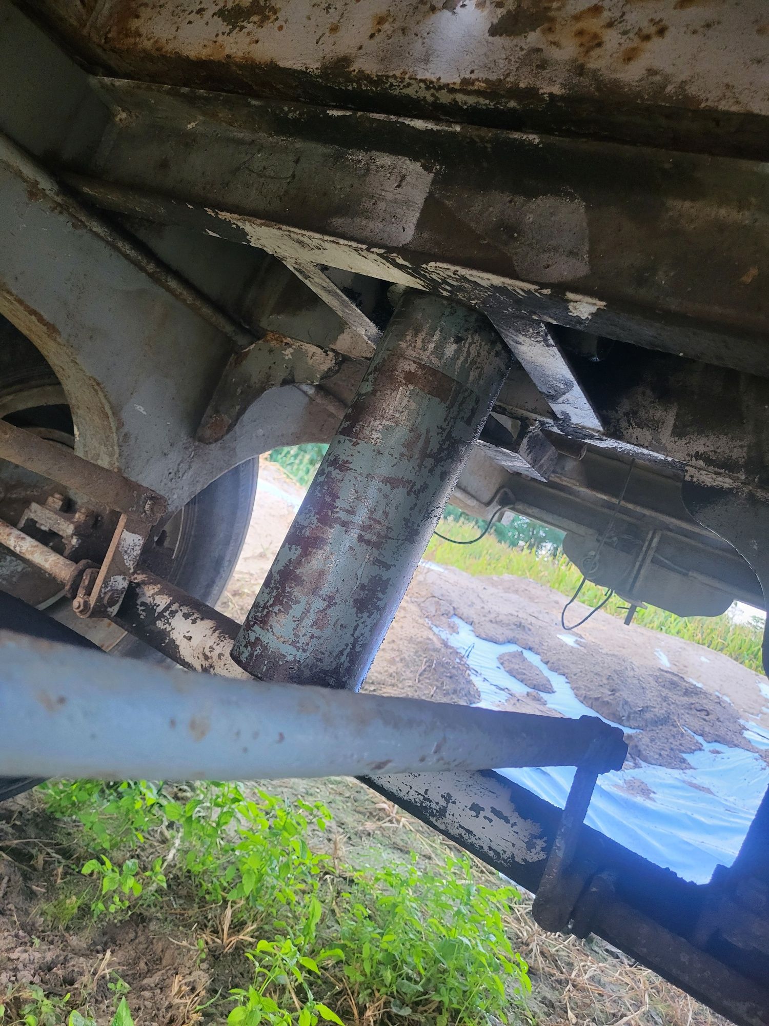 przyczepa Skorupowa tandem wywrotka 4-5ton do tyłu d47