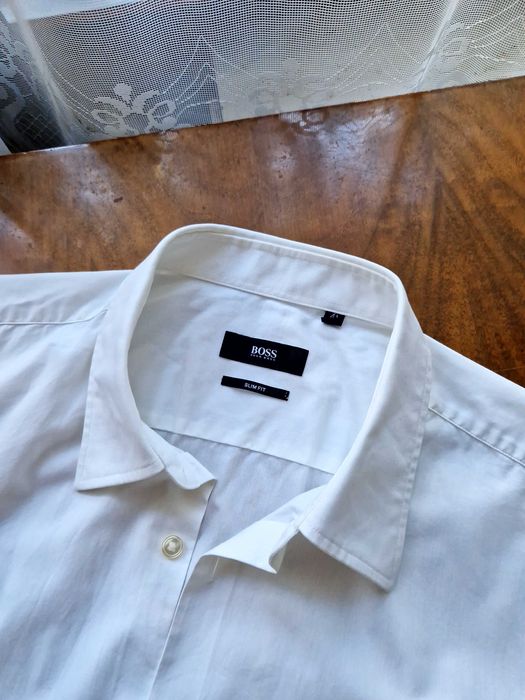 Рубашка (Hugo Boss) Made in Germany ! размер M-L
