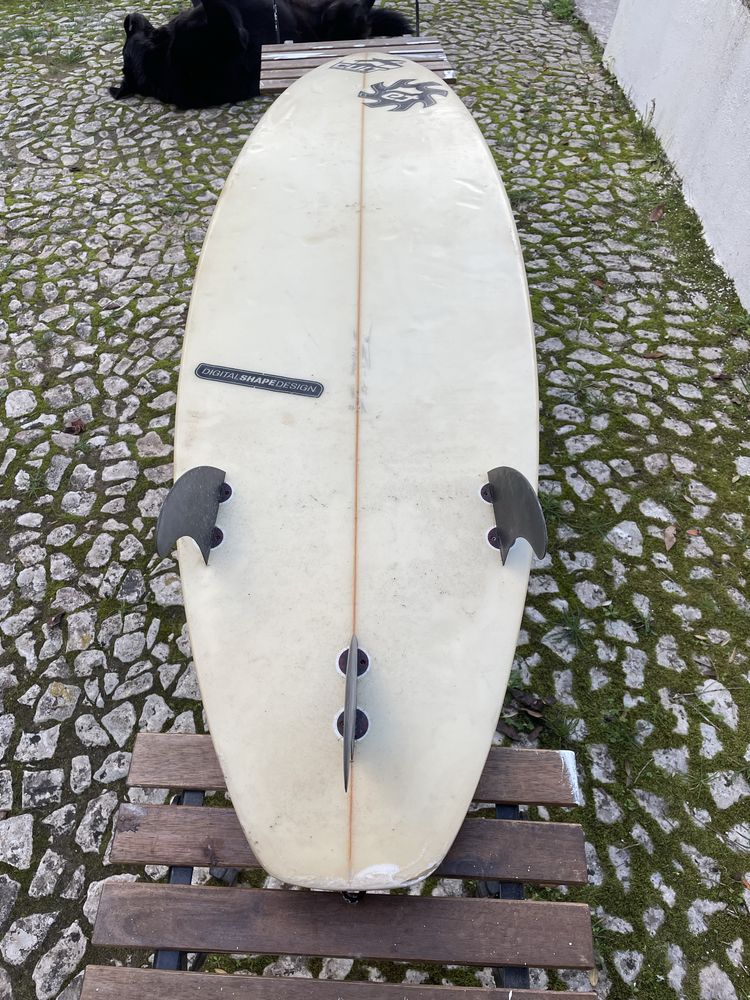 Prancha surf Energia Tropical 5 5 com deck e fins