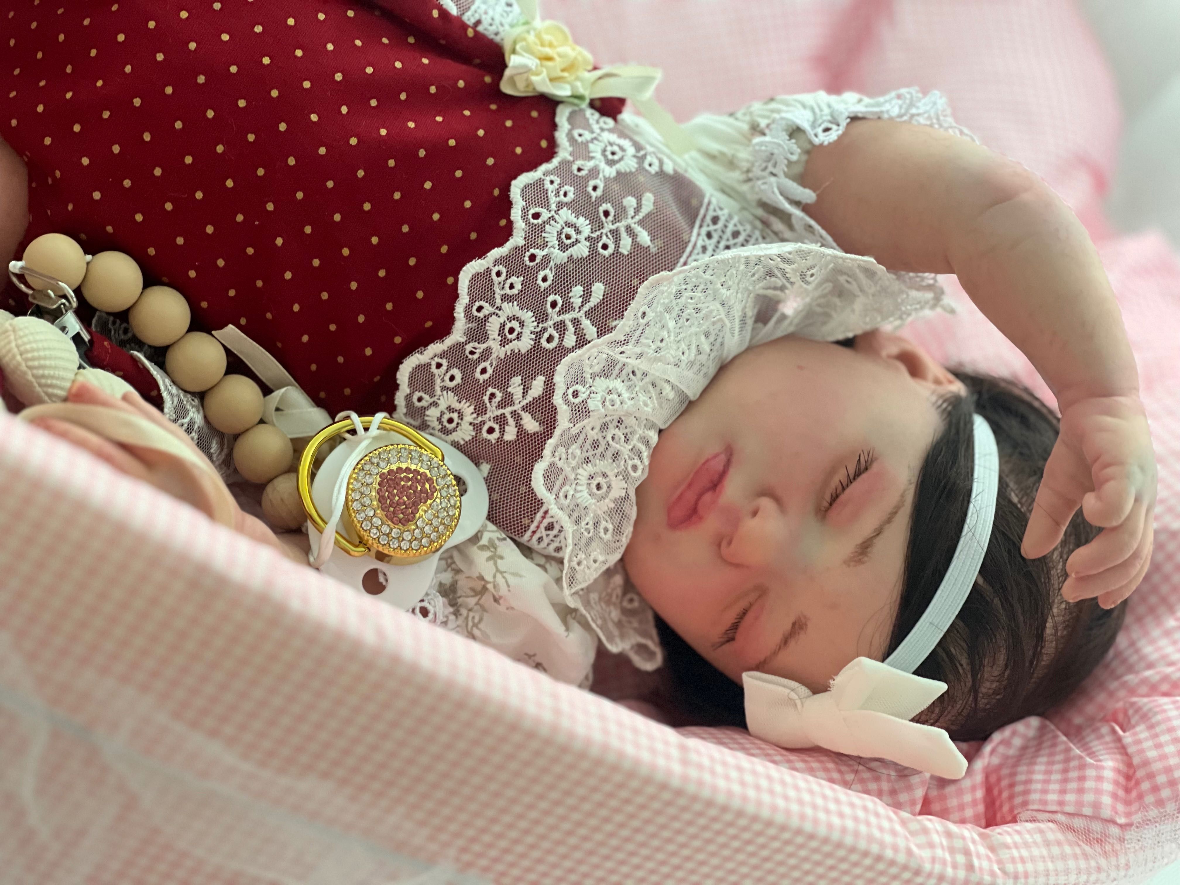 Bebê reborn realista , com toda técnica feita pela arte .