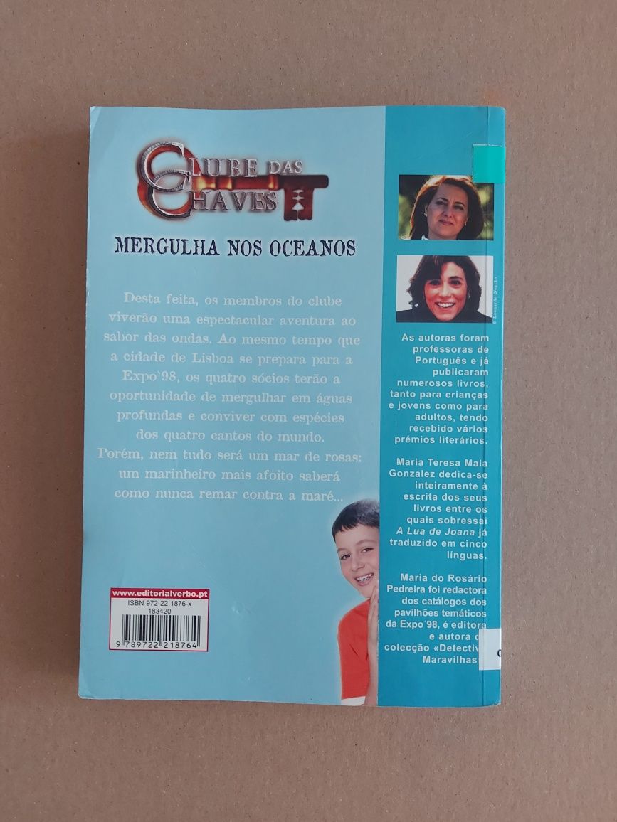 Livro Clube das Chaves Mergulha nos Ocenaos