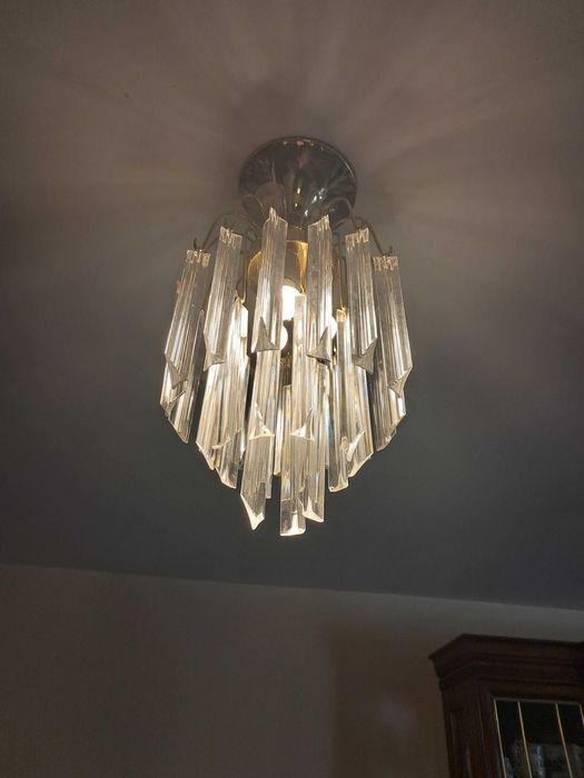 Lindo  candeeiro para sala ou corredor