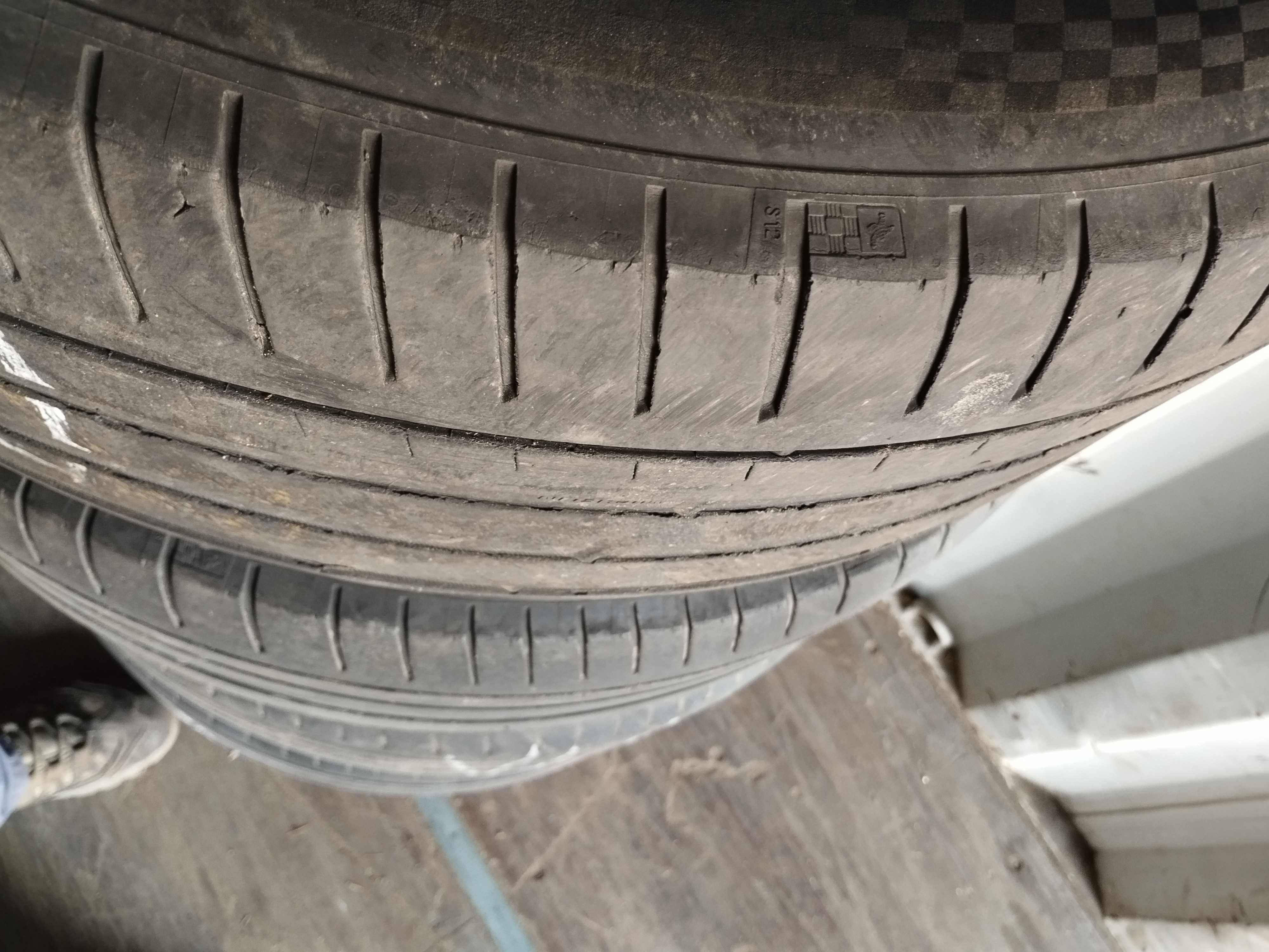 Шини літні 275/55 R19