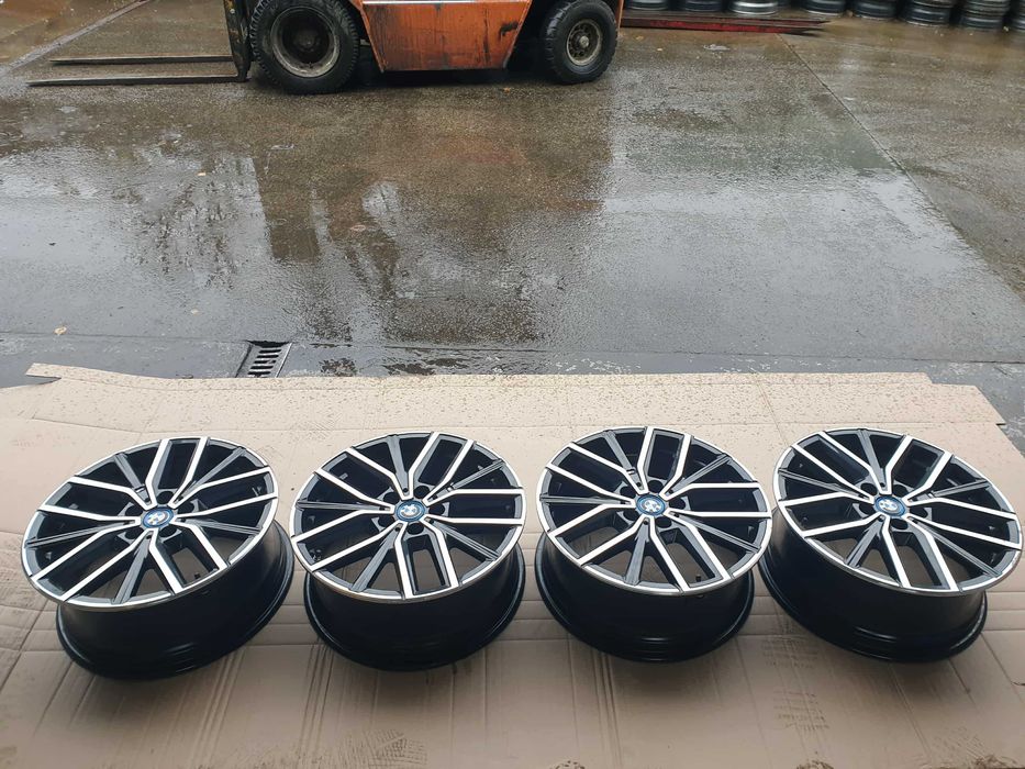Koła felgi BMW X1 U11 X2 U10 m-pakiet komplet Oryginał 5x112 18stki
