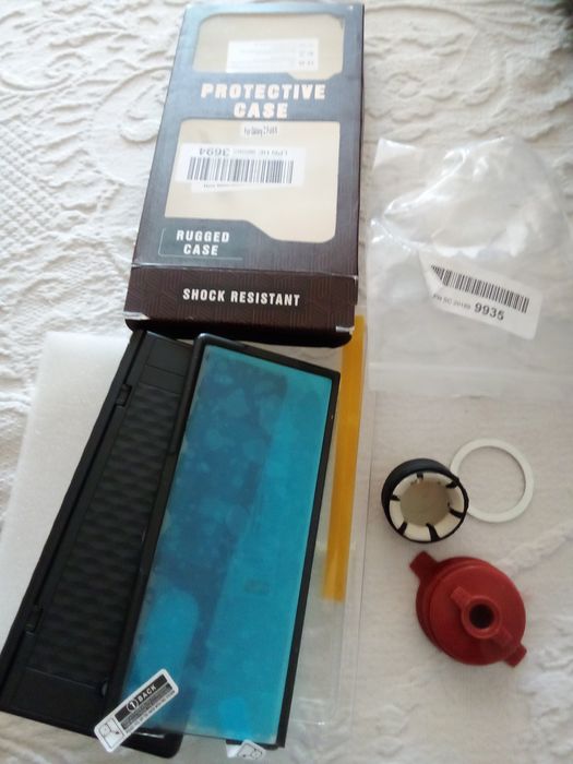 Capa protetora para telemóvel e suporte