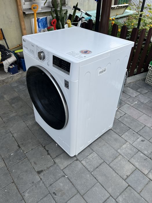 Пральна машина F4WV709P1E