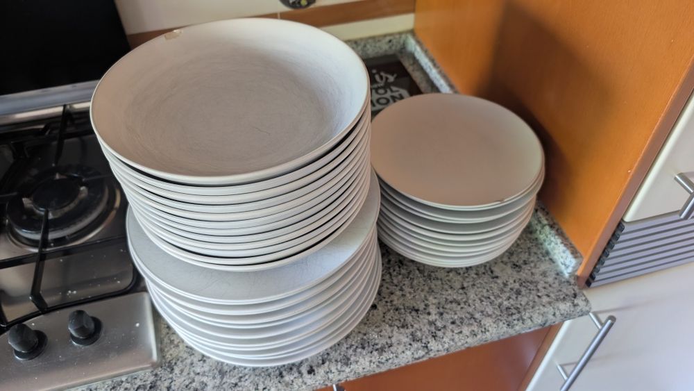 Pratos IKEA (grátis)