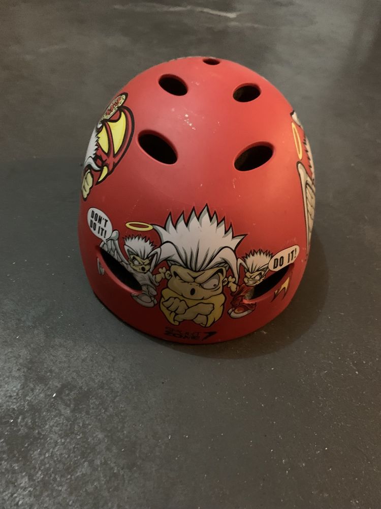 Capacete Skate/Patins/Trotinete/BMX - Tamanho Criança