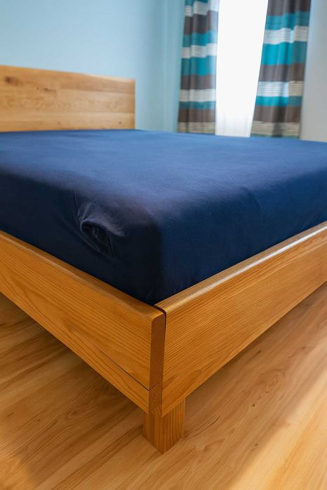 Łóżko dębowe lewitujace 200x160