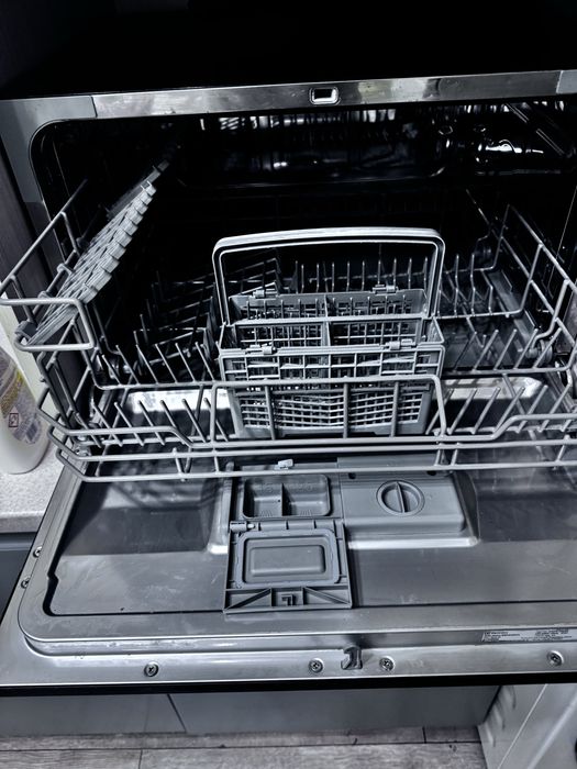 Посудомийка electrolux