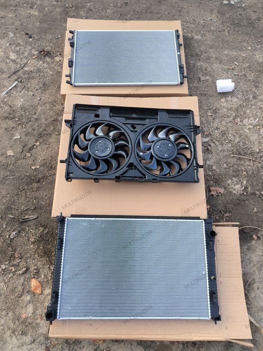 Радіатор охолодження вода Nissan Rogue 22-24 1.5t 21410-6rr0b рог ориг