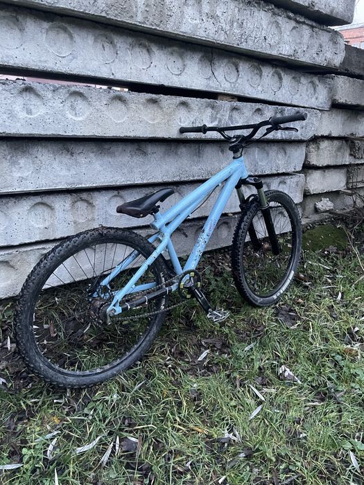 велосипед Gt chuker dirt fr , marzocchi , avid , rtuvative