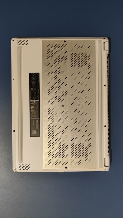 Asus ROG Zephyrus G14 2022 - Ryzen 9 6900HS | Radeon RX 6700S | 16Gb |