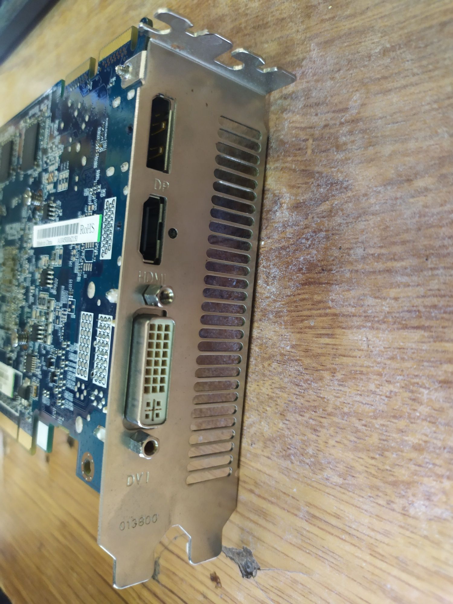 Відеокарта SAPPHIRE Radeon HD5750 1G gddr 5 PCI- E, DVI-I/HDMI/DP