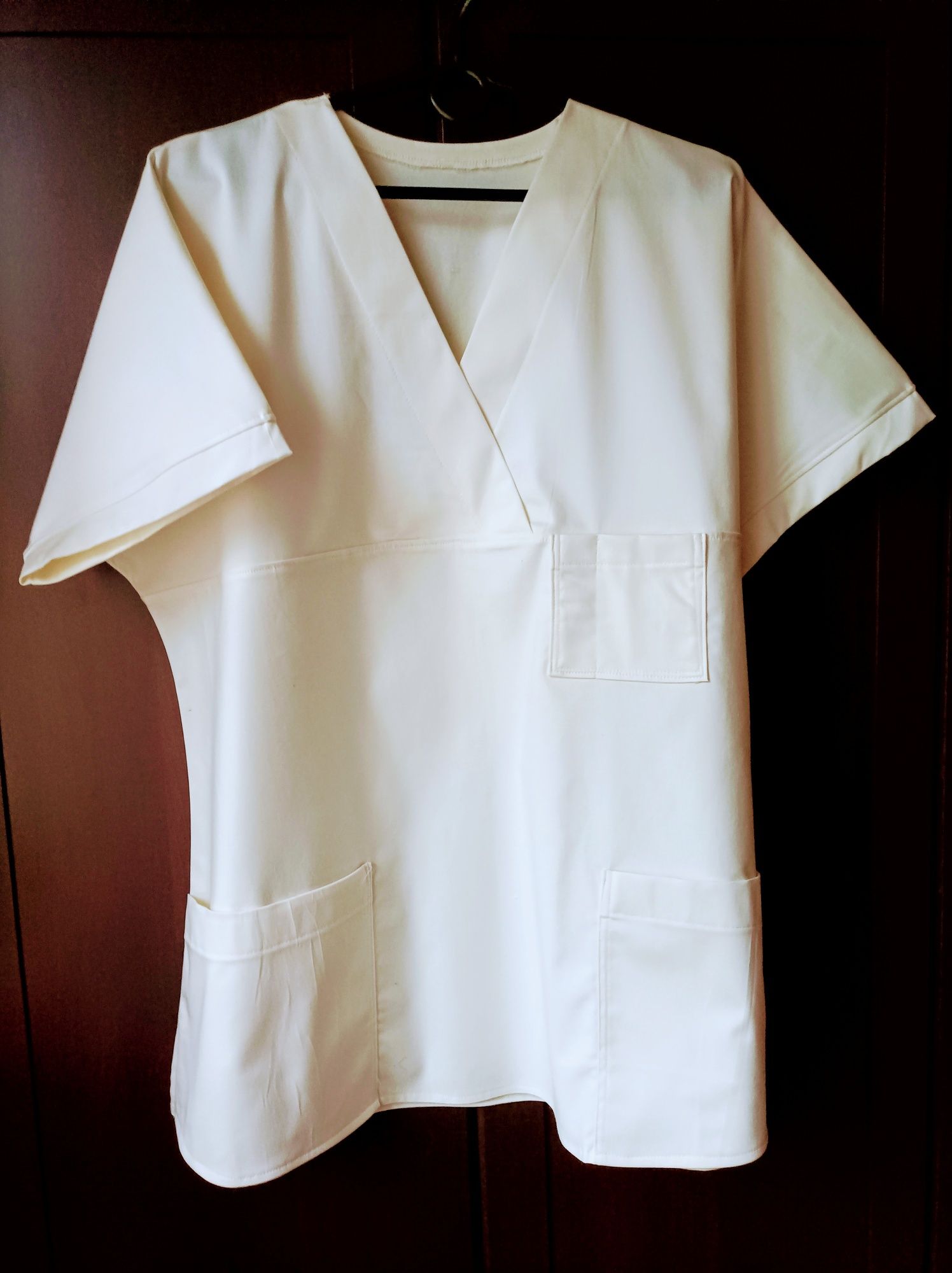 Bluzka medyczna z krótkim rękawem